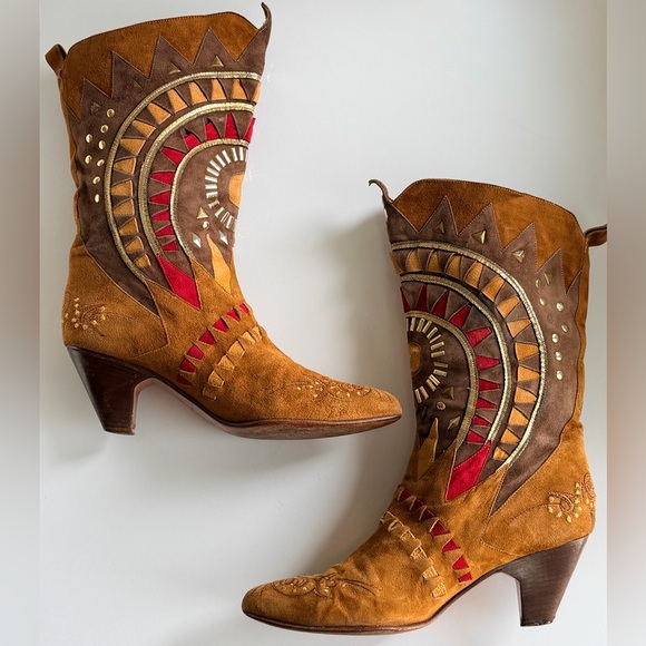 El Vaquero Studded Bohemian Suede Southwestern Aztec Heeled Boots Size 37.5 - Picture 5 of 16